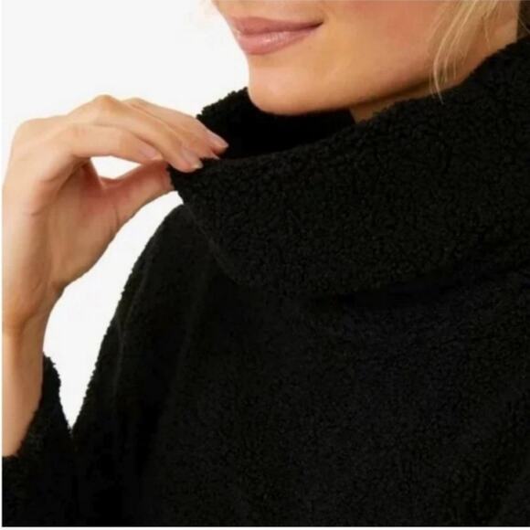 Tuckernuck Rollins Teddy Fleece Funnel Neck Pullover in Black Size M - Picture 5 of 10